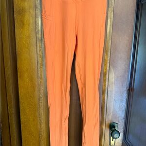 Wolven tangerine leggings